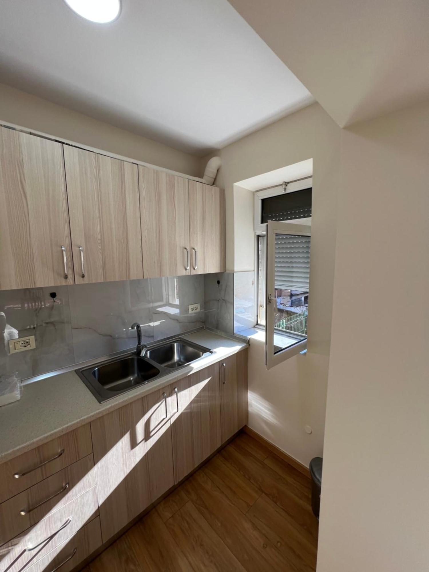 Skanderbeg Square Apartment Tiranë Ngoại thất bức ảnh