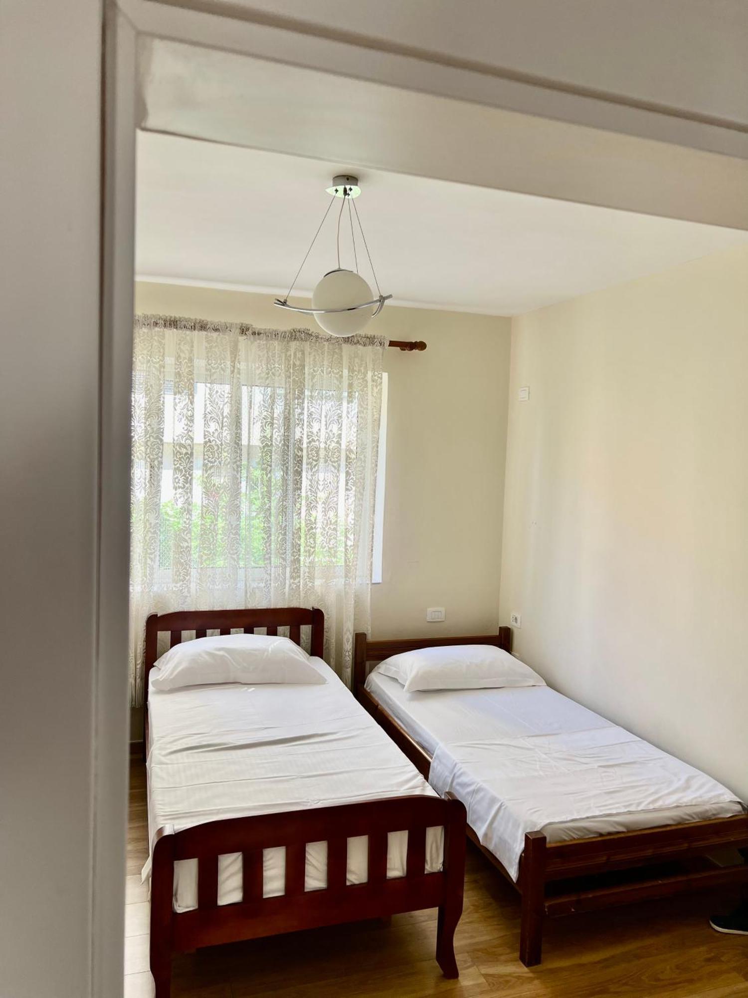 Skanderbeg Square Apartment Tiranë Ngoại thất bức ảnh
